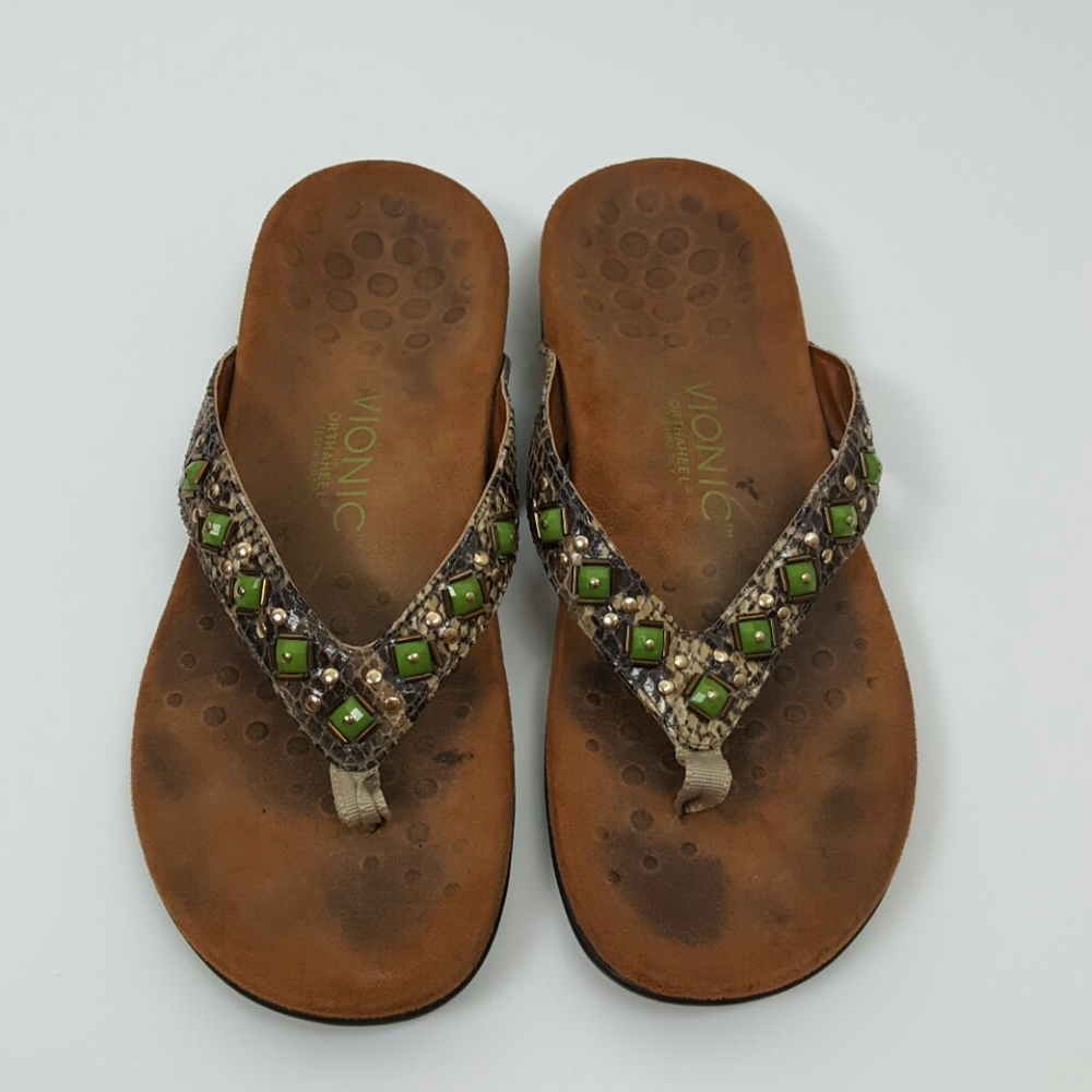 Vionic with Orthaheel technology sandals women size 7